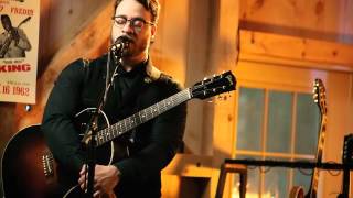 Live from Daryl&#39;s house Episode 66 with Amos Lee - I&#39;m in a philly mood