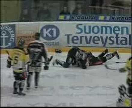 Levokari vs. Rahikainen, SaiPa-JYP 6.3.2007