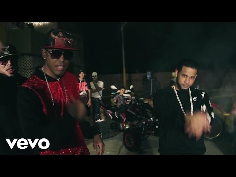 Pancho y Castel - Fronteando ft. Alexio La Bestia