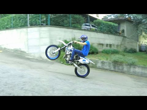 TM Racing 250  2 Stroke    Sound & Wheelie HD