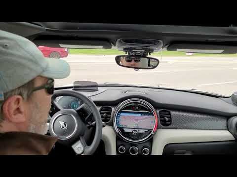 2022 Mini Cooper SE first drive impressions city and highway