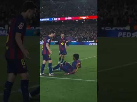 🤯 Lamine Yamal provoque un penalty, marque et se blesse ! #shorts