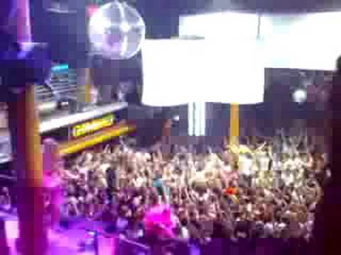 Eddie Halliwell drops Cafe Del Mar Cream Amnesia Ibiza 2008