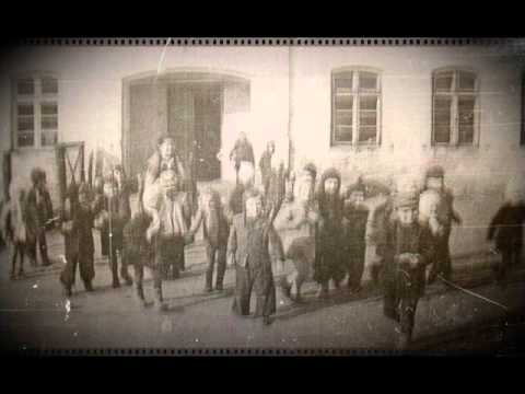 Kamienica Polska Pożółkłe fotografie.