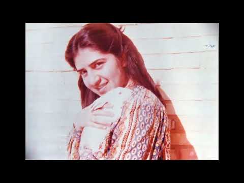 Mona Mahmoodnejad Chanting Prayer