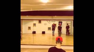 Justin Bieber&#39;s sneak peek of his songs on Instagram!