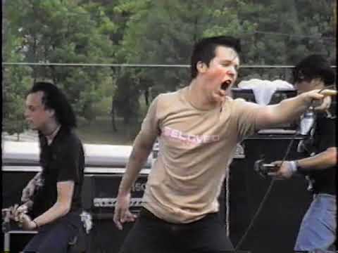 Luti-Kriss (Norma Jean) Live at Purple Door 2001