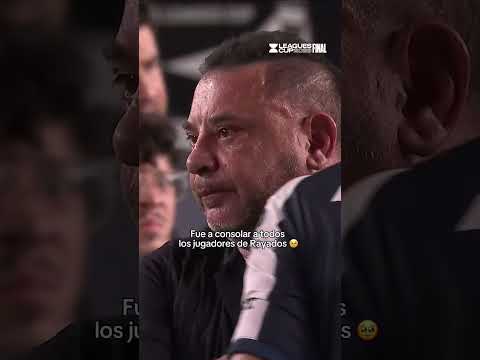 Turco Mohamed fue a consolar a jugadores de Rayados tras ser campeón de #LeaguesCup2026 🥹👏🏼