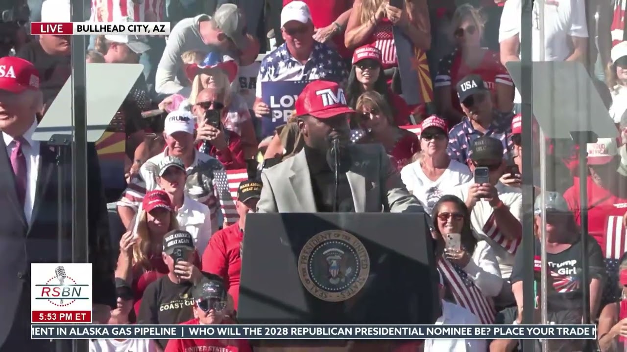 Boxing Legend Floyd Mayweather Joins President Trump Onstage at Arizona Rally - 10/14/26