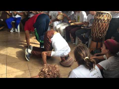 Contra Mestre Xandao e Mestre Tucano Preto