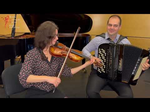 Calendrier de l'Avent #2 - EMDVV - Vardarsko oro -Anna et Marko