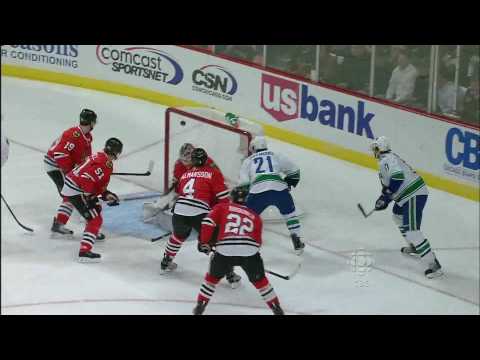 Mason Raymond 1-0 Goal - Canucks At Blackhawks - R2G2 2010 Playoffs - 05.03.10 - HD
