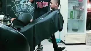 preview picture of video 'A&E BARBERSHOP SARIKEI'
