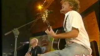 Niccolò Fabi & Mario Venuti - E' non è