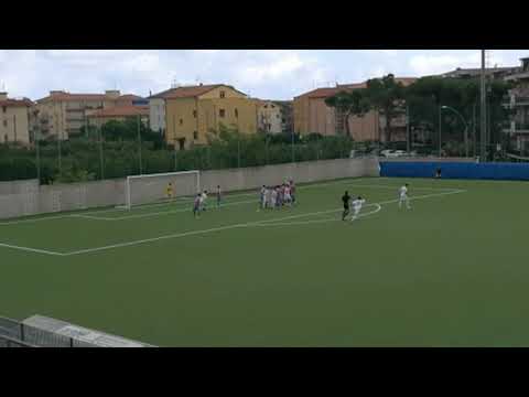 Calcio, Pietra Ligure-Molassana: il gol di Baracco