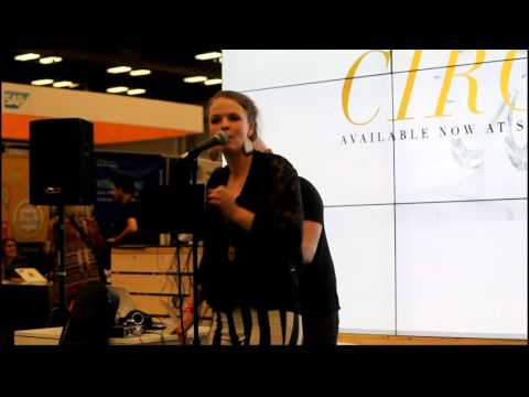 Adée - Austin Convention Center - Woman