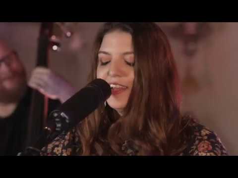 Look at Miss Ohio - Daisy Chute Live at St Pancras Old Church
