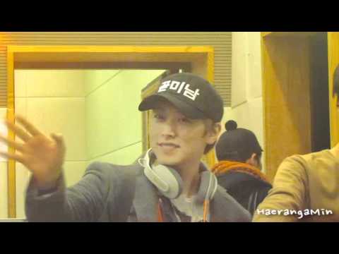 [Fancam] 111221 SUKIRA Sungmin - 서포트 넣었어요.