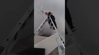 How to not be scared of a big  ladder