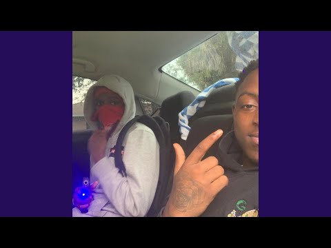 Free Squeeze (feat. 1wayy4xx)