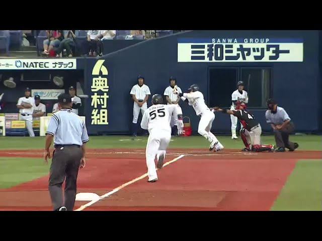 【2回裏】勝利へ堅実に!! バファローズ・伊藤、スクイズ成功で追加点!!  2014/8/26 Bs-M