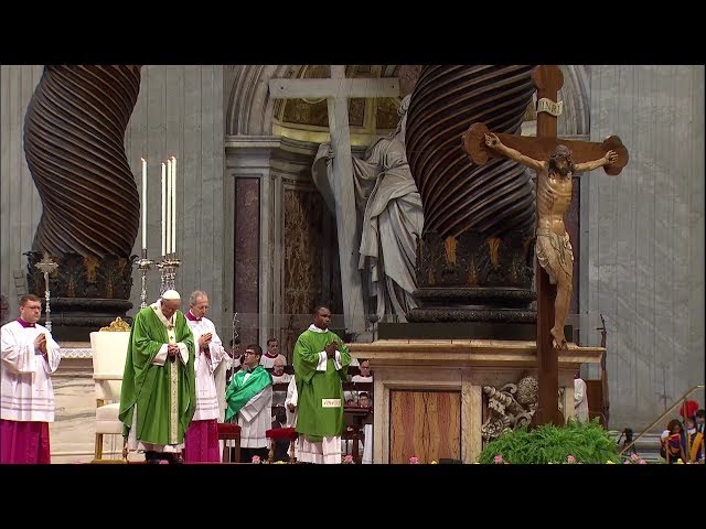 Vídeo relacionado con Crucifijo de latón pulido de mesa con base para altar Iglesia Imperio 45 cm