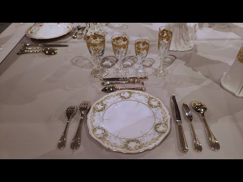 À table ! Le repas, tout un art, Cité de la Céramique