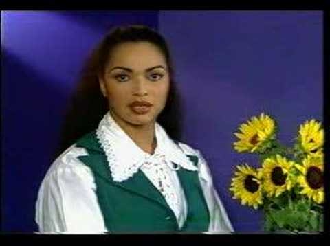 Hallåa - Camilla Henemark