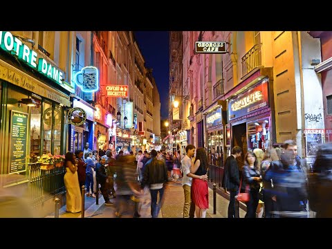 Paris  Night Life and Paris road at 2h00.Paris night club. boite de nuit.music,.2h de matin a paris