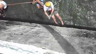 preview picture of video 'Pêndulo na ponte sobre a Lagoa de Roteiro-AL'