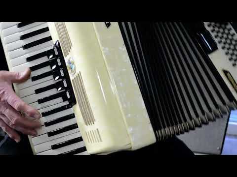 Rare German TOP Quality Accordion Weltmeister Unisella - 80 bass, 8 switches + Original Hard Case & Straps - Video image 26