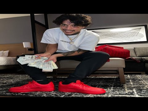 Vium's new music video. Is it 🔥 or 🗑️? 🤔👀🙂