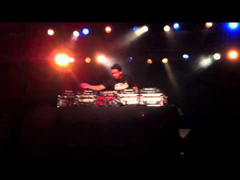Laidback Luke (The BEST Video) Portland, Skrillex- Hey Sexy Lady (Remix)