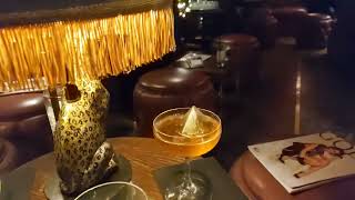 LUXURY HOTELS EDINBURGH: The bar at House of Gods Hotel Edinburgh
