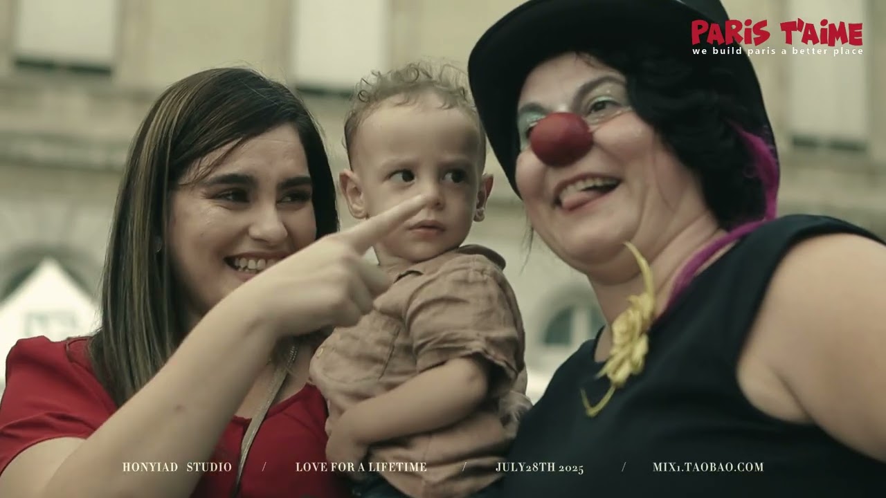Street Music in Le Marais