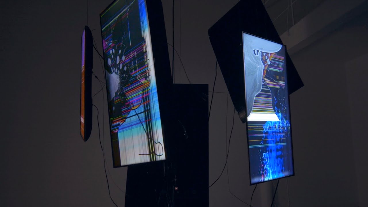 How to Make a YouTube Thumbnail - Quick and Easy!