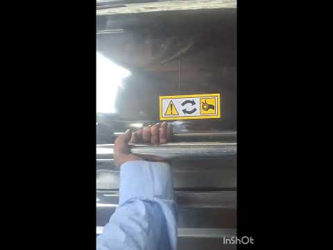 Top loading semi automatic commercial washing machine (30 kg...