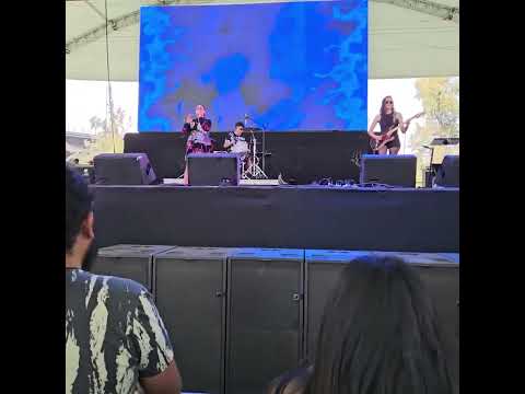 Sara hebe en el Vive Latino Marzo 2024 PURAS WACHAS.