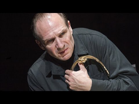 Ralph Fiennes in Richard III