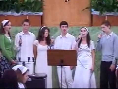 Un grup de tineri din ELIM - In haine albe (Botez la ELIM - 25.1o.o9)