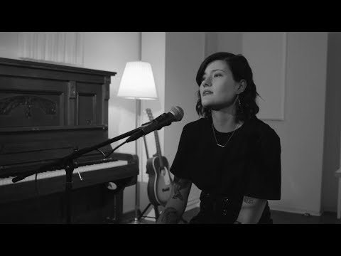 MADELINE JUNO - SCHATTEN OHNE LICHT (ACOUSTIC VERSION)