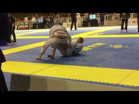 Rodrigo Moreira vs Emilio 1ª Luta Absoluto BH Summer Open