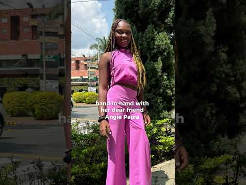 Help Lina Walk, Teach, and Care for Her Baby!