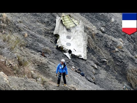 Germanwings crash: Pilot was locked out of cockpit during descent and before crash (Update)