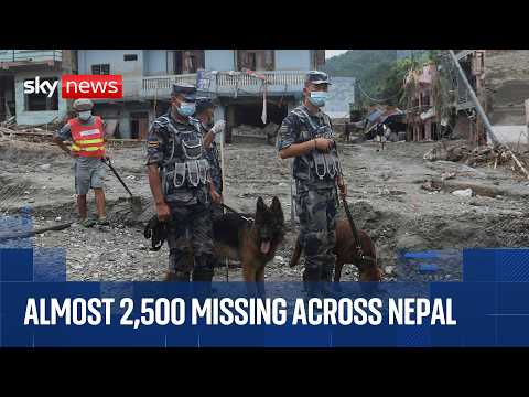 Nepal floods | Rescuers work to find hundreds of people still missing