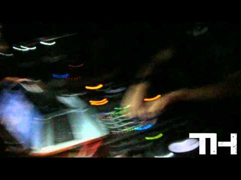 DJ THALES HILL @ Loop Lounge Club (30-07-2011)