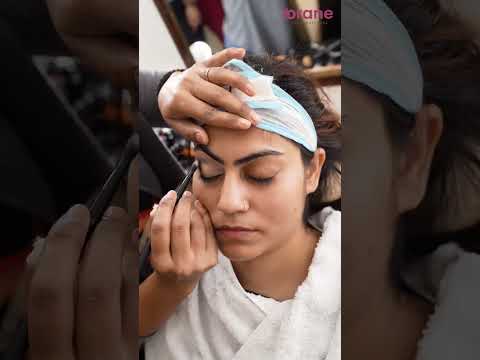 , title : 'Makeup Artist Training | Orane International'
