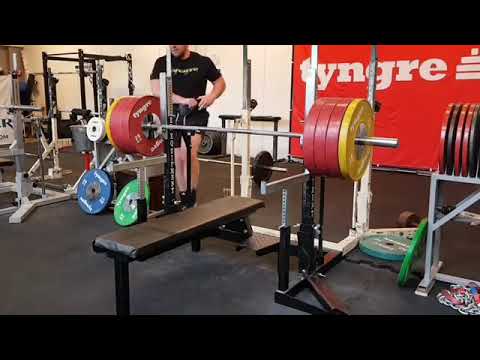 Bänkpress, 200 kg 8 reps
