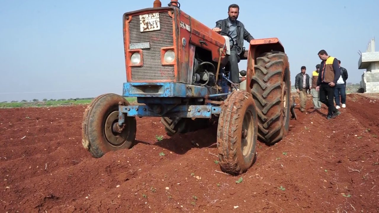 مشروع منظمة طريق الحرير في دعم مزارعي البطاطا وتحسين الأمن الغذائي في ريفي إدلب وحلب. - منظمة طريق الحرير