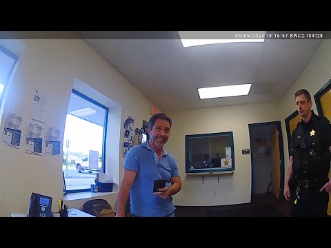 Dad Pulls AR-15 on Uber Driver After Daughter Sneaks Out